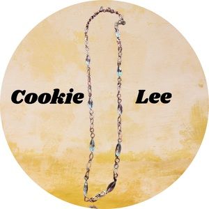Vintage cookie Lee necklace